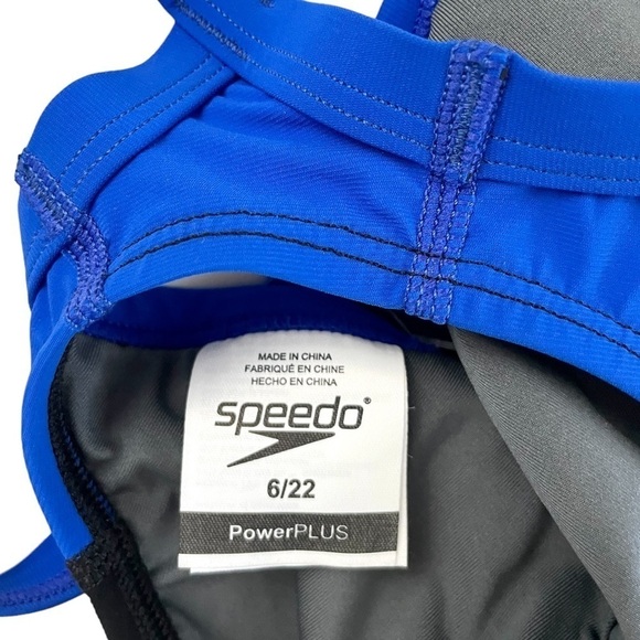 NWT Speedo PowerPlus Bolt Splice Drill Back One Piece
Swimsuit - Picture 3 of 5